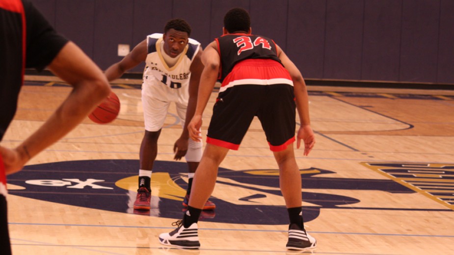 Keelhaulers Clinch Regular Season Title with Win over Simpson