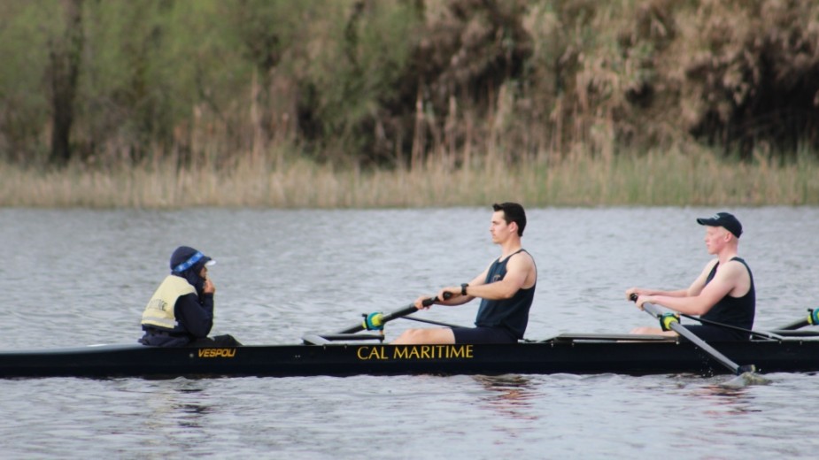 Port of Sacramento Crew Race