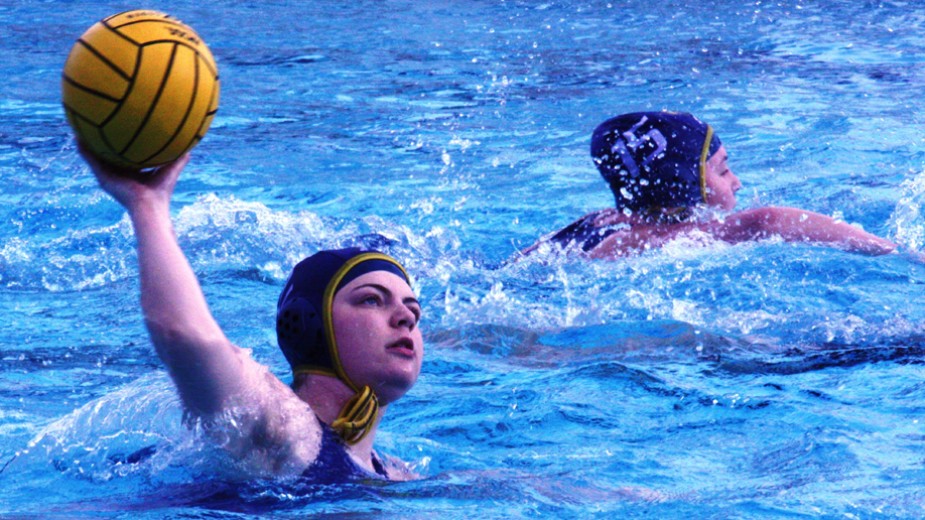 Keelhauler Women's Waterpolo Team play 4 games Past Weekend