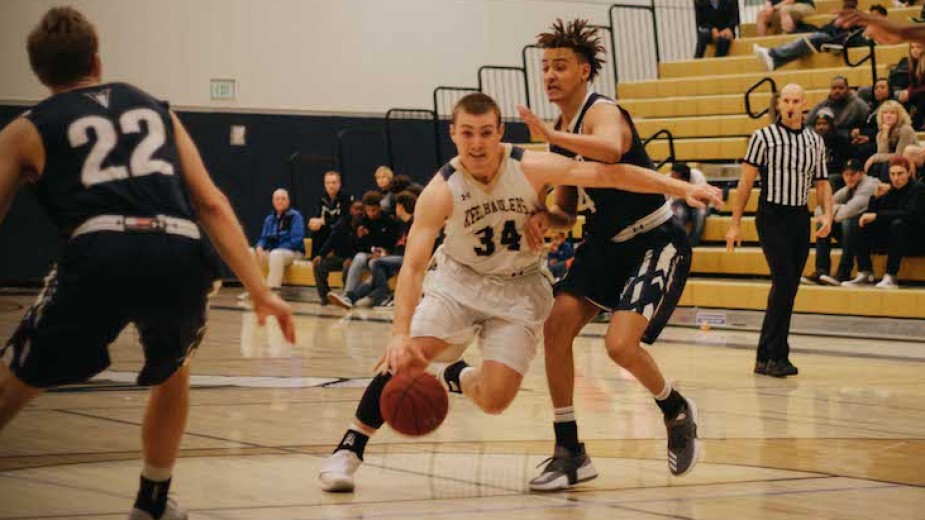 Keelhaulers Take Control in Second Half
