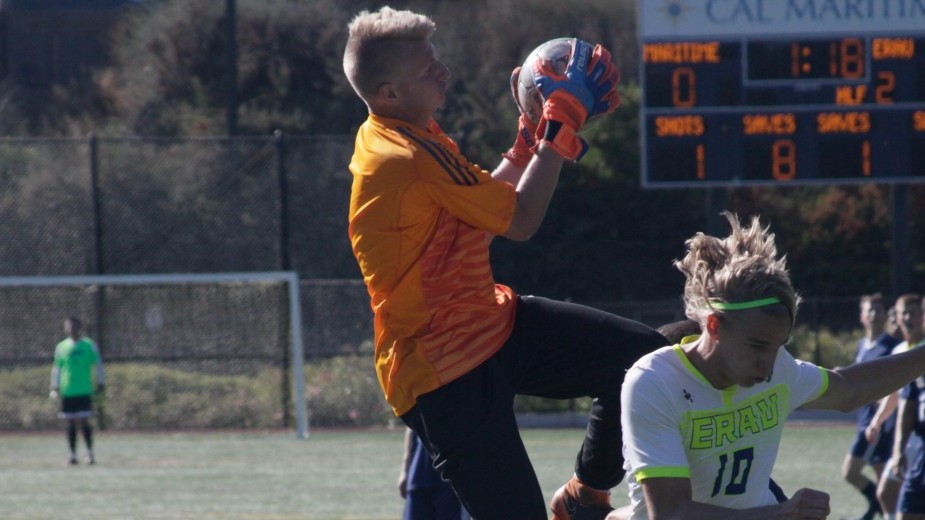 Men's Soccer shuts out Sierra-Nevada on Senior Day