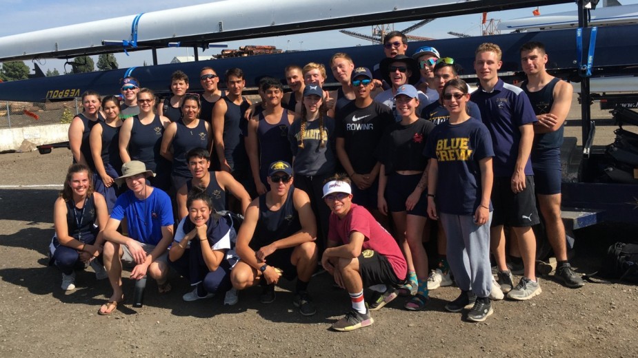 Women's Crew takes 3rd in Sacramento