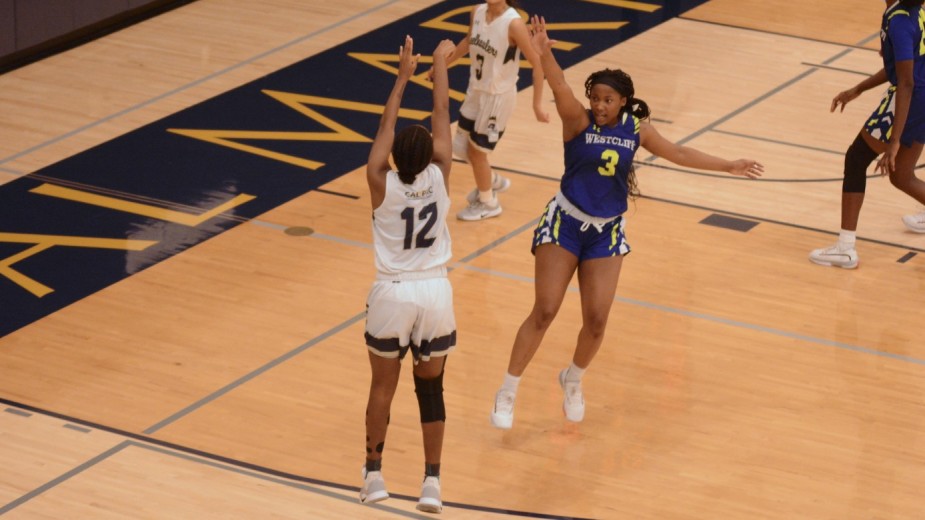 Women's Basketball gets back-to-back wins on SoCal trip