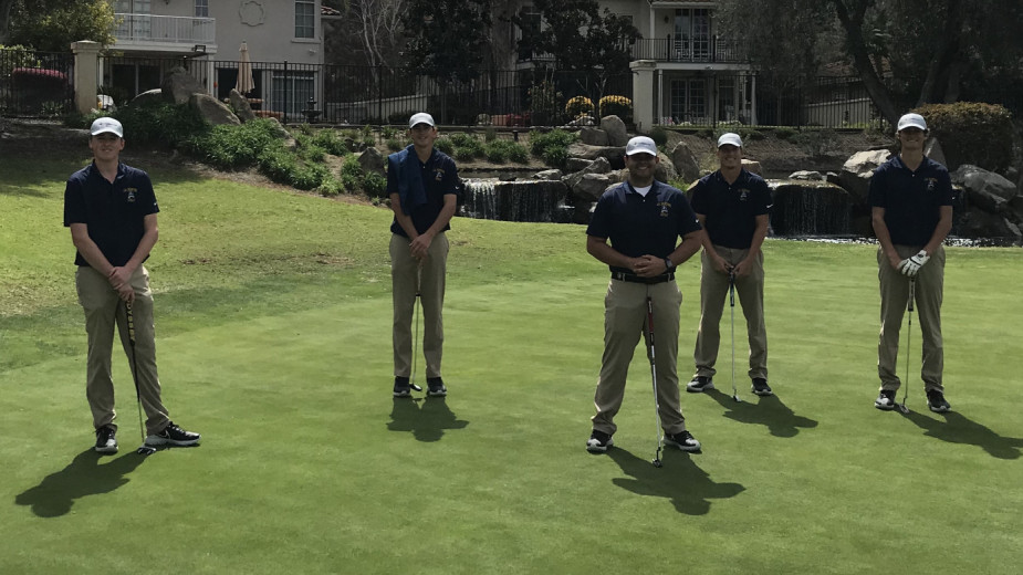 Hauser and Metcalf lead Men's Golf at San Diego Christian Invite