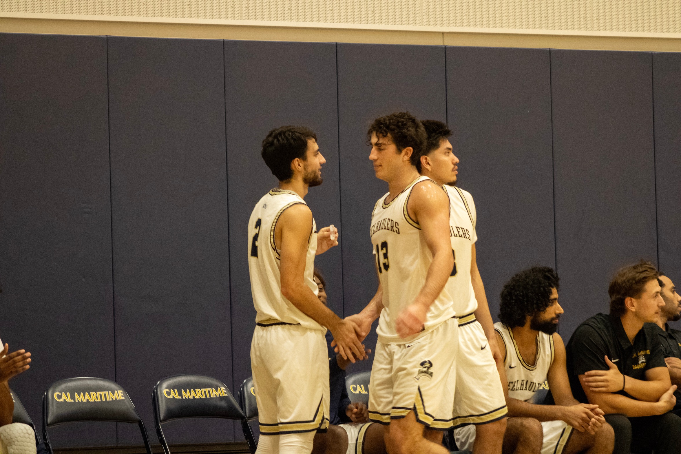 Men&rsquo;s basketball falls to Banana Slugs in series finale