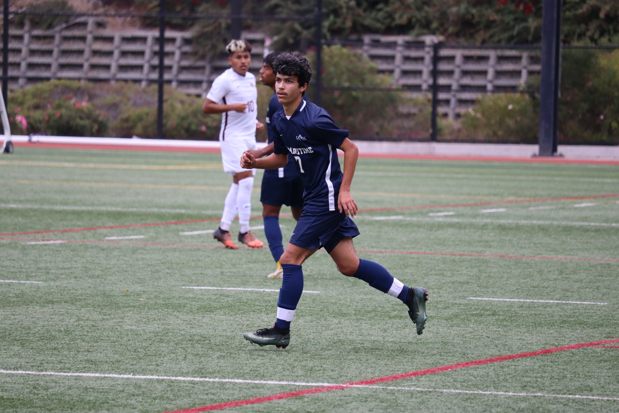 Keelhaulers edged by Bethesda in season&rsquo;s final non-conference game
