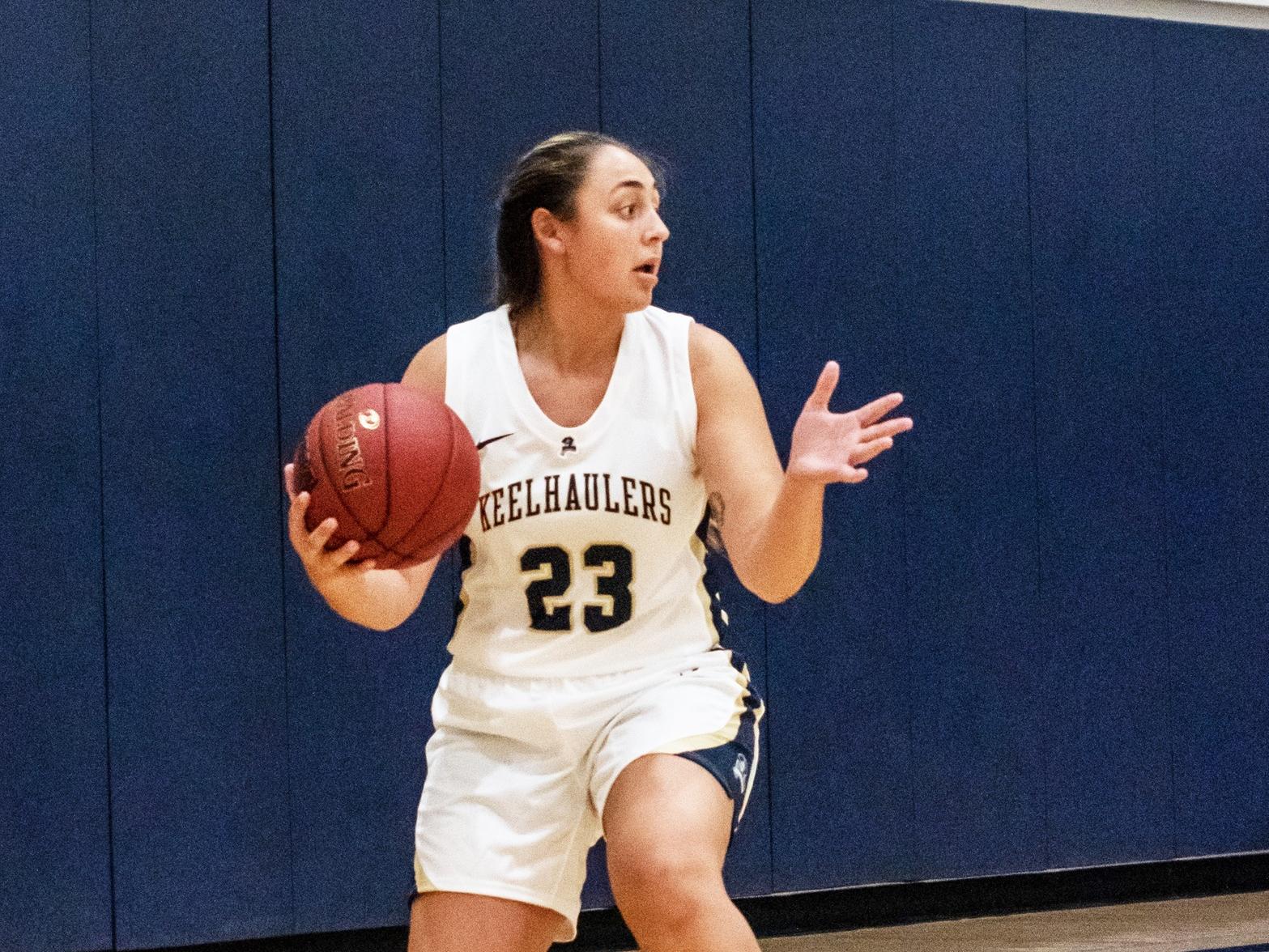 Porter's 32 points and 19 rebounds, both game highs, pace Keelhaulers at Antelope Valley