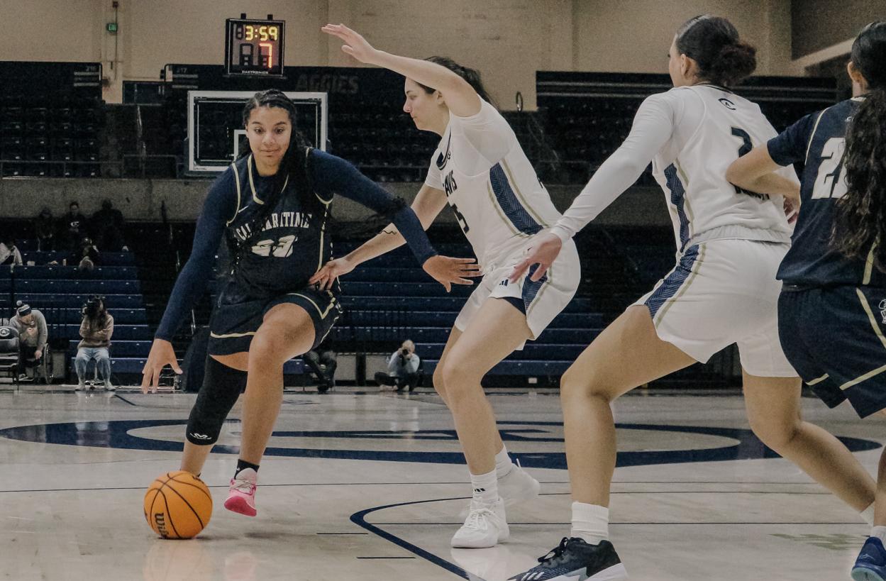 Suraya Lloyd leads Keelhaulers at La Sierra